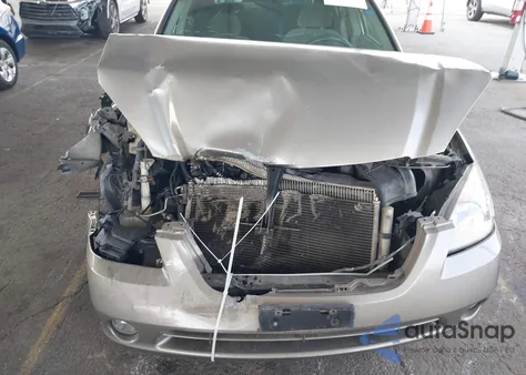 2002 Nissan Altima 3.5 Se from USA, damaged, VIN 1N4BL11D32C121202